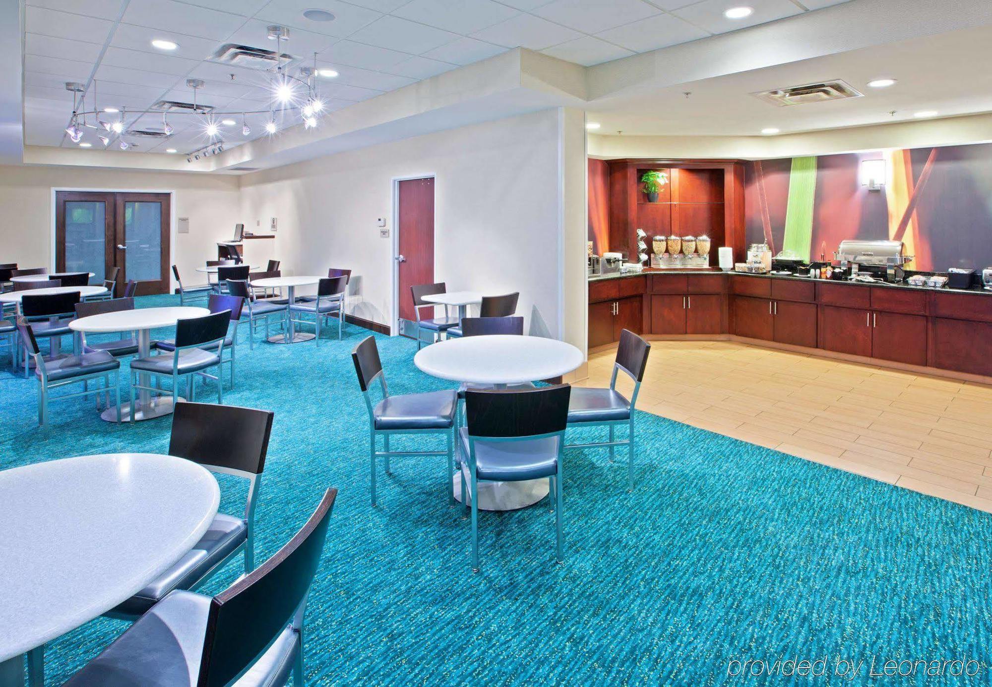 Springhill Suites Indianapolis Кармел Екстер'єр фото